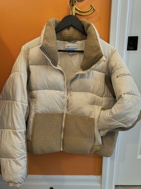Columbia Puffer Jacket Beige Sherpa Off White Quilted Bomber